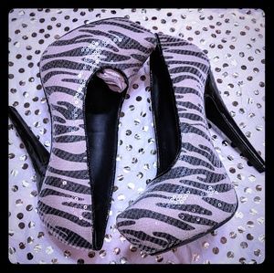 Mia high heel platform pumps zebra sequined
